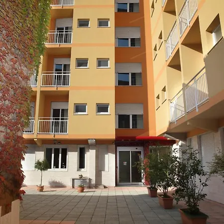 Hotel apartamentowy Giusti 6