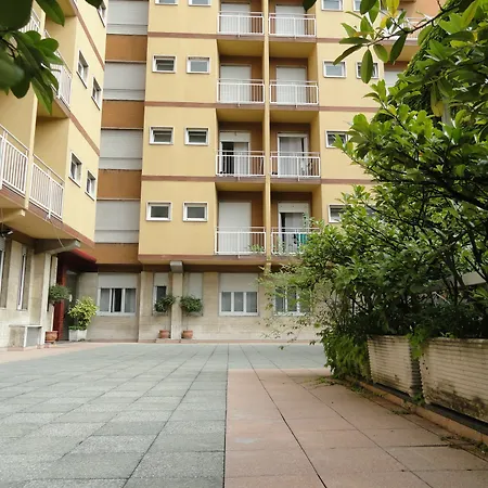 Hotel apartamentowy Giusti 6 Mediolan